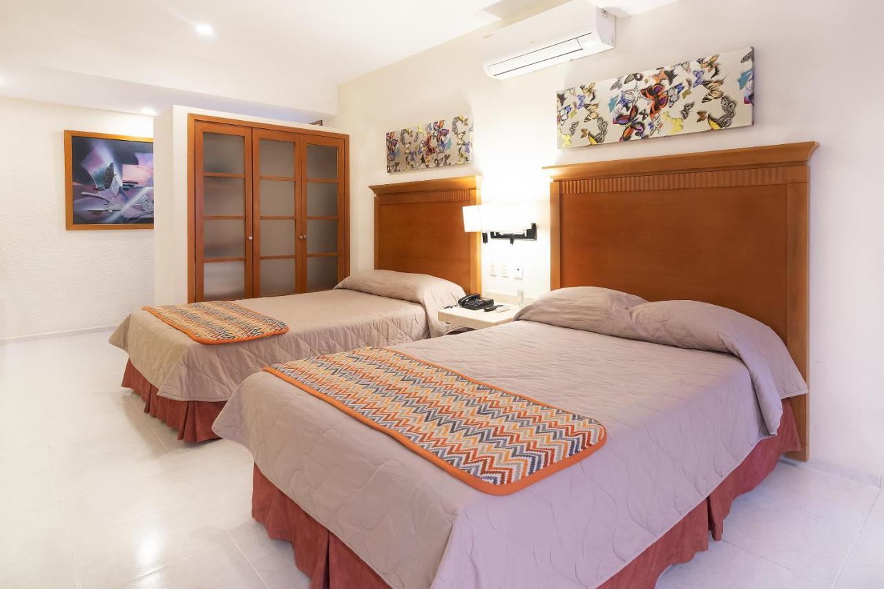 Hotel Y Suites Nader Cancún Buitenkant foto